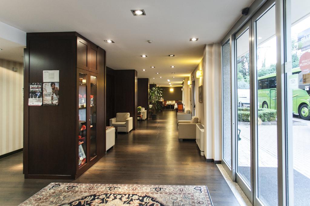 Hotel 2C Legnano Eksteriør billede