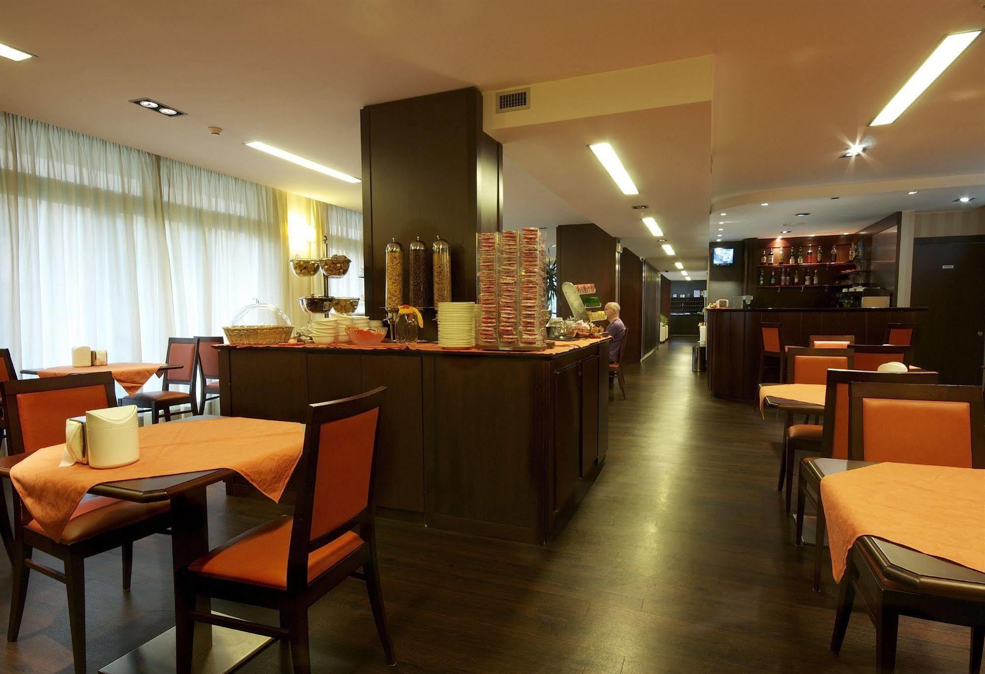 Hotel 2C Legnano Eksteriør billede