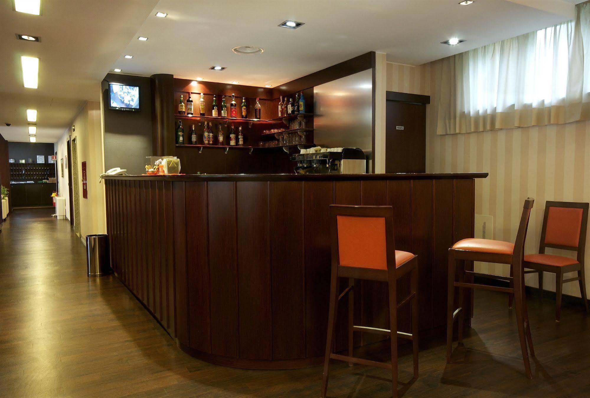 Hotel 2C Legnano Eksteriør billede