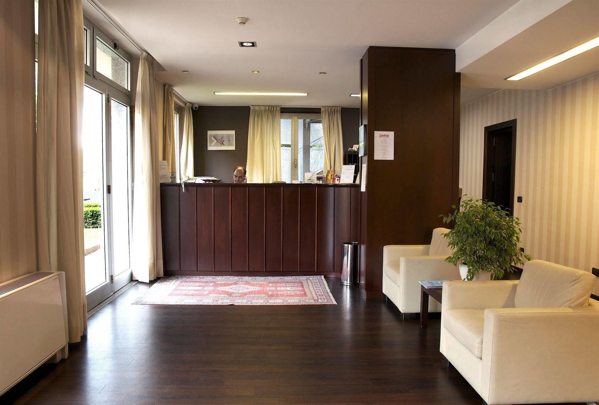 Hotel 2C Legnano Eksteriør billede
